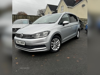 Used Volkswagen Touran 2016 for sale - 79304921: Photo