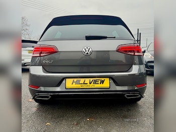 Used Volkswagen Golf 2017 for sale - 76562844: Photo