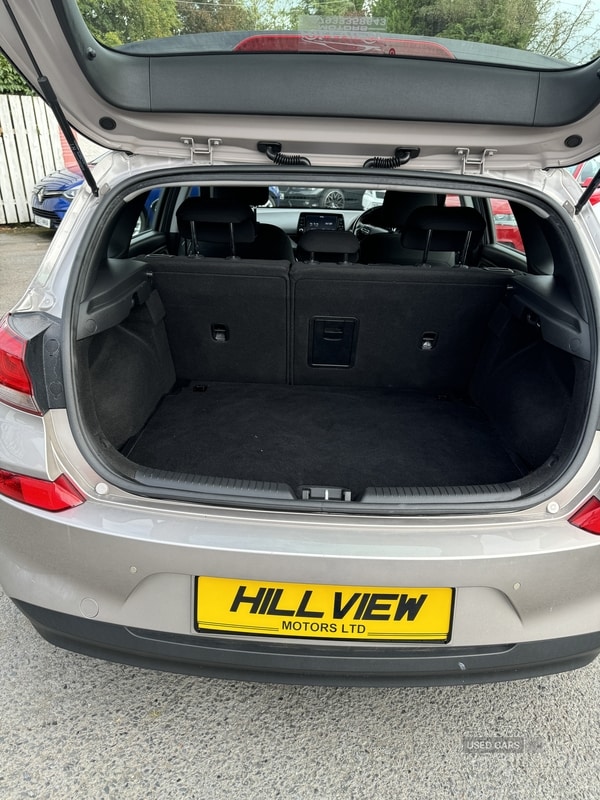 Used Hyundai i30 2017 for sale - 73119342: Photo 3