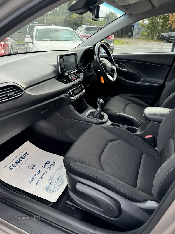 Used Hyundai i30 2017 for sale - 73119342: Photo 9