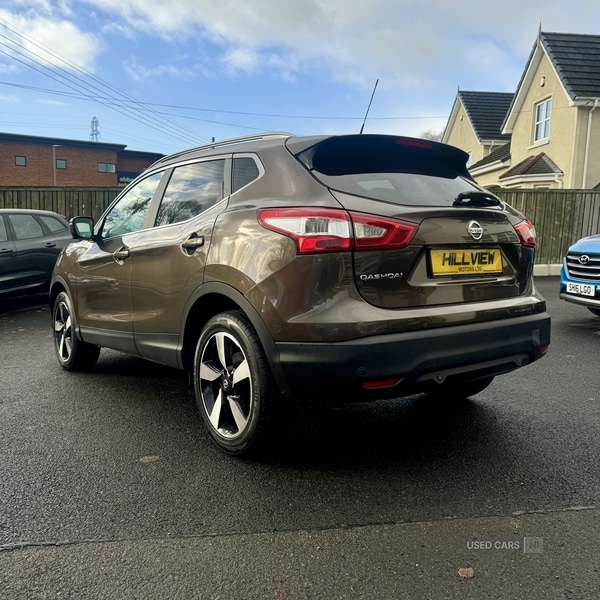 Used Nissan Qashqai 2017 for sale - 76702763: Photo 3