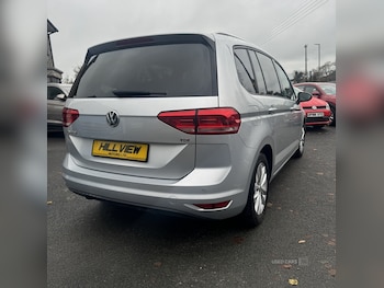 Used Volkswagen Touran 2016 for sale - 76539387: Photo