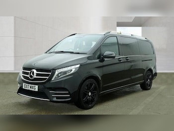 Used Mercedes-Benz V-Class 2017 for sale - 78910783: Photo