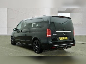 Used Mercedes-Benz V-Class 2017 for sale - 78910783: Photo