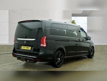 Used Mercedes-Benz V-Class 2017 for sale - 78910783: Photo