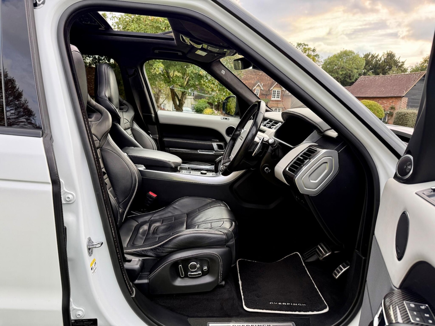 Used Land Rover Range Rover Sport 2017 for sale - 75977570: Photo 33