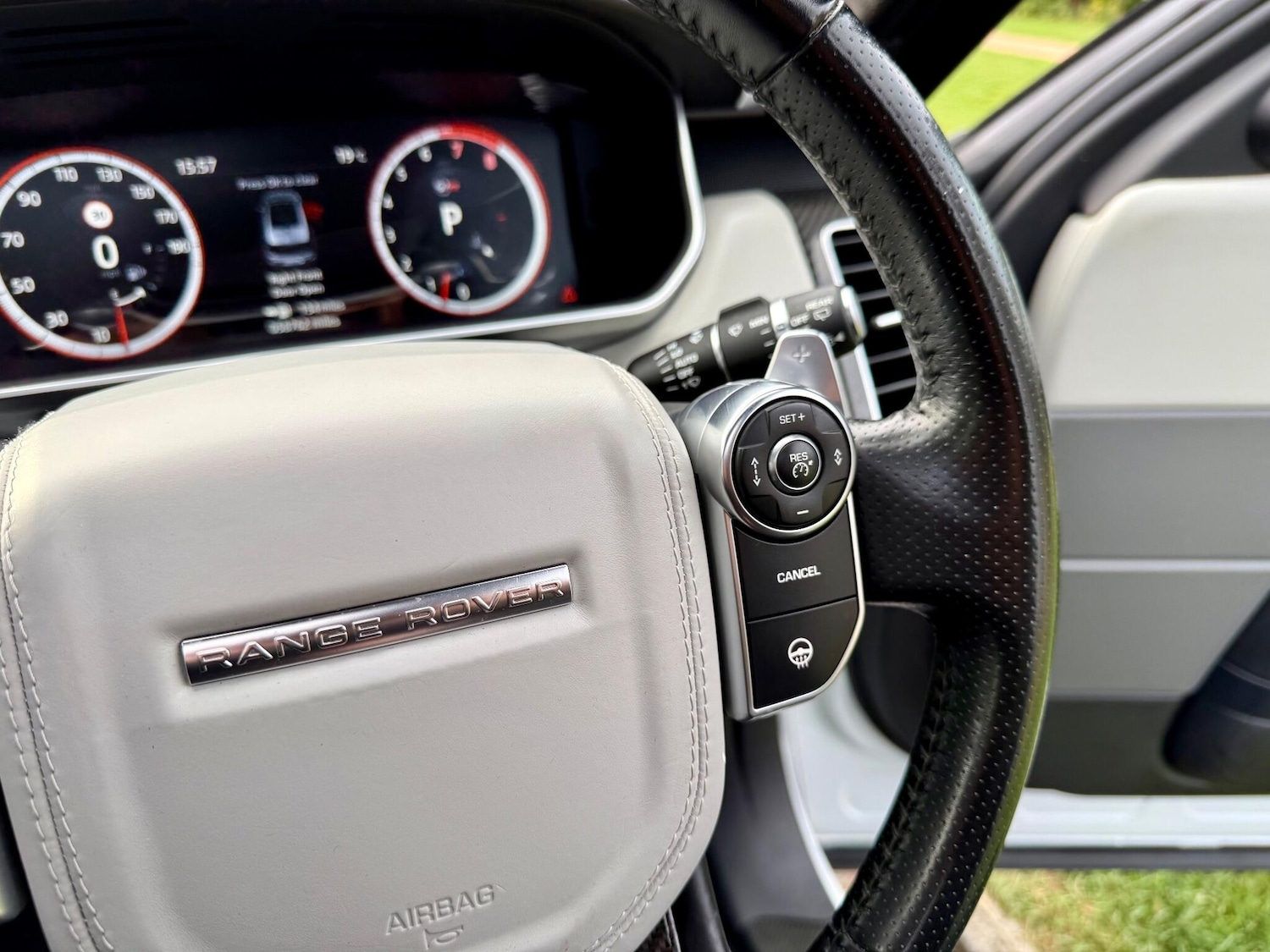 Used Land Rover Range Rover Sport 2017 for sale - 75977570: Photo 42