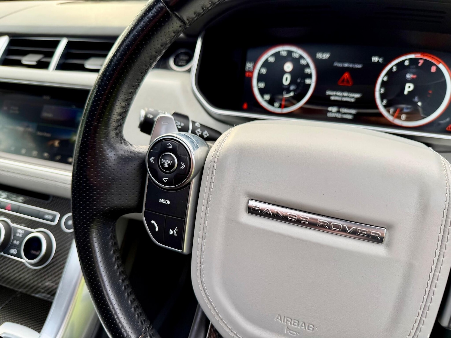 Used Land Rover Range Rover Sport 2017 for sale - 75977570: Photo 43