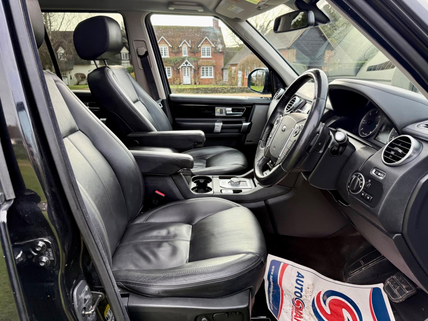 Used Land Rover Discovery 4 2014 for sale - 77108913: Photo 27