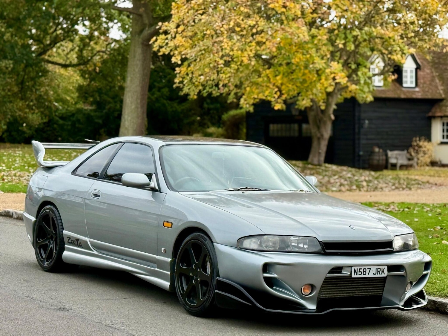 Used Nissan GT-R 2007 for sale - 76136090: Photo 3