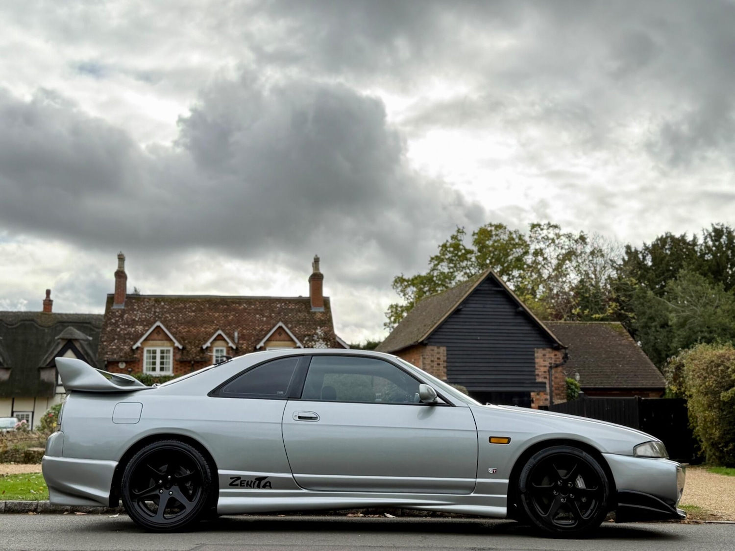 Used Nissan GT-R 2007 for sale - 76136090: Photo 4