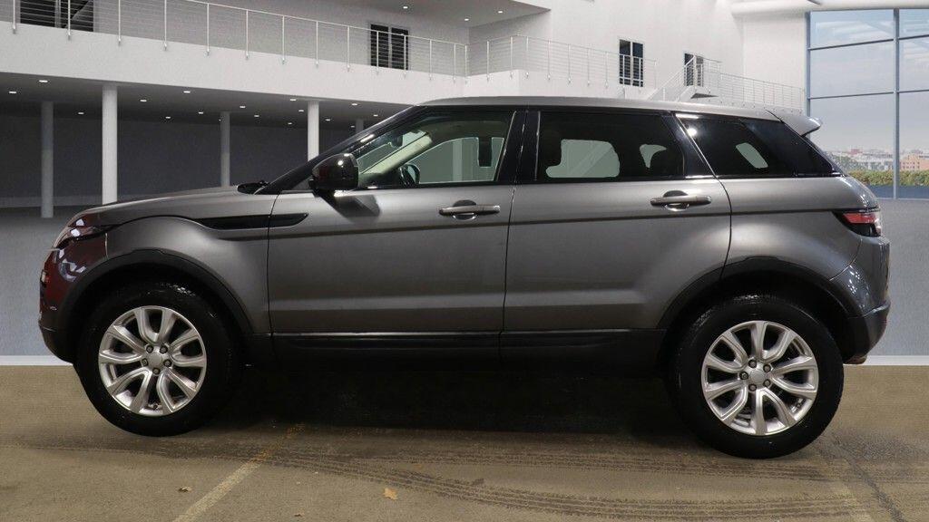 Used Land Rover Range Rover Evoque 2017 for sale - 76432637: Photo 6