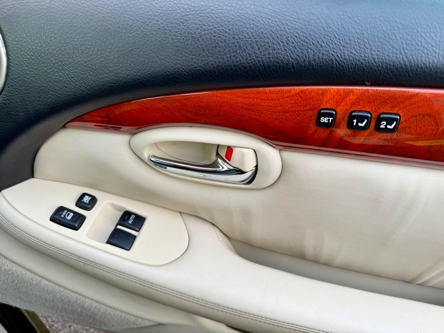 Used Lexus SC 2006 for sale - 77090848: Photo 42