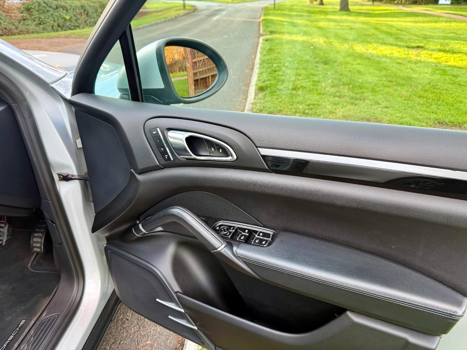 Used Porsche Cayenne 2013 for sale - 76898599: Photo 18