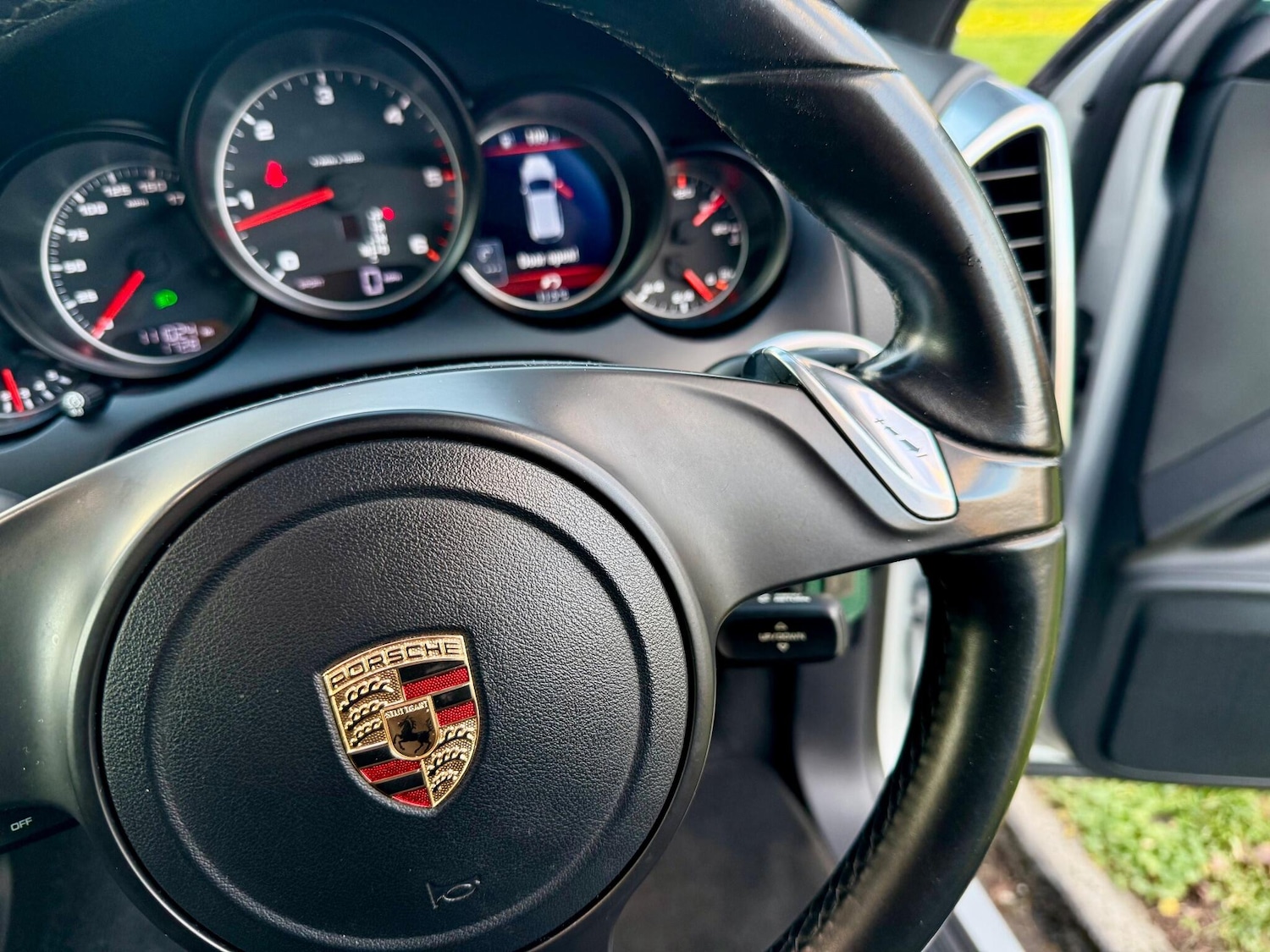 Used Porsche Cayenne 2013 for sale - 76898599: Photo 24