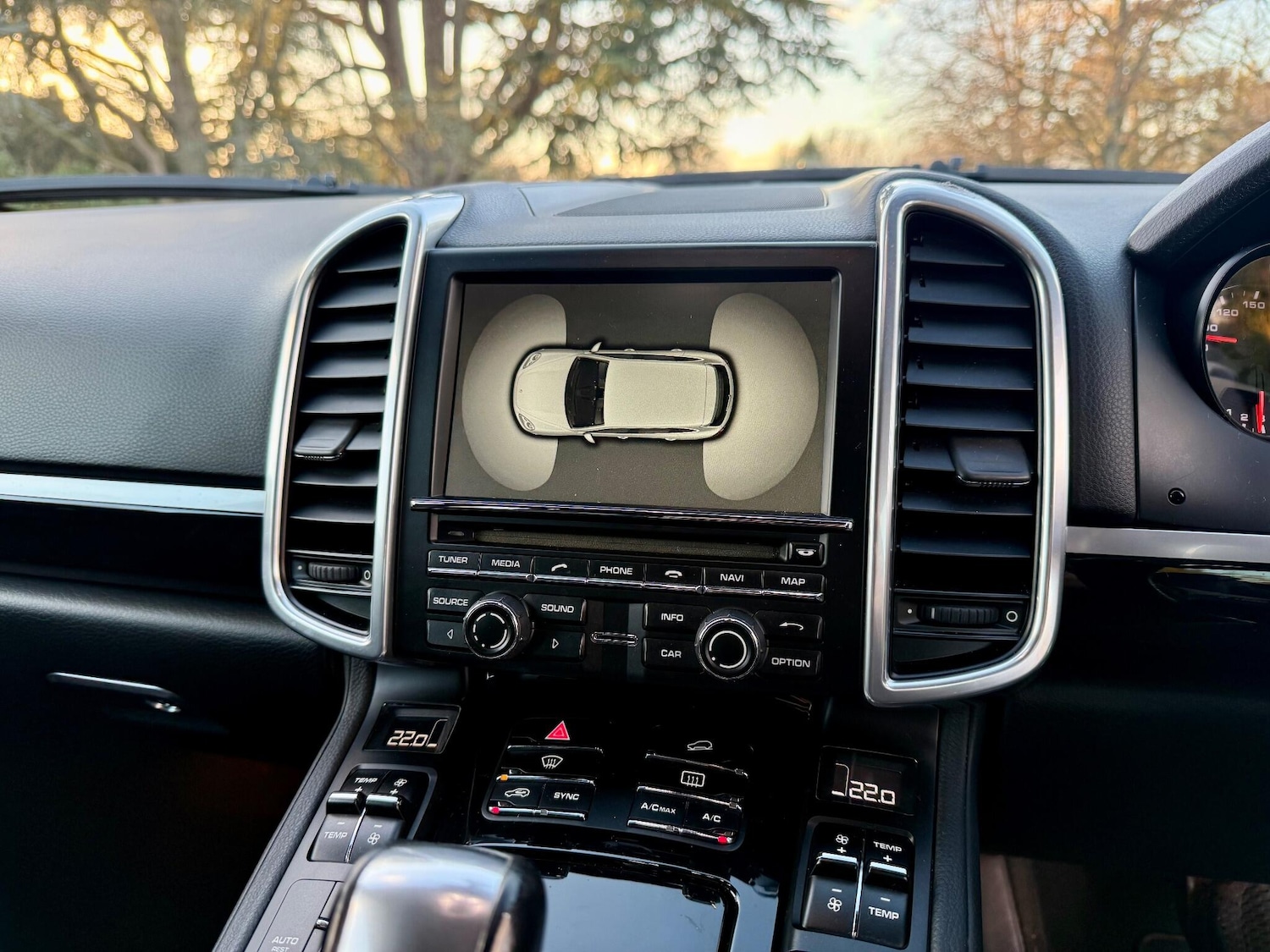 Used Porsche Cayenne 2013 for sale - 76898599: Photo 31