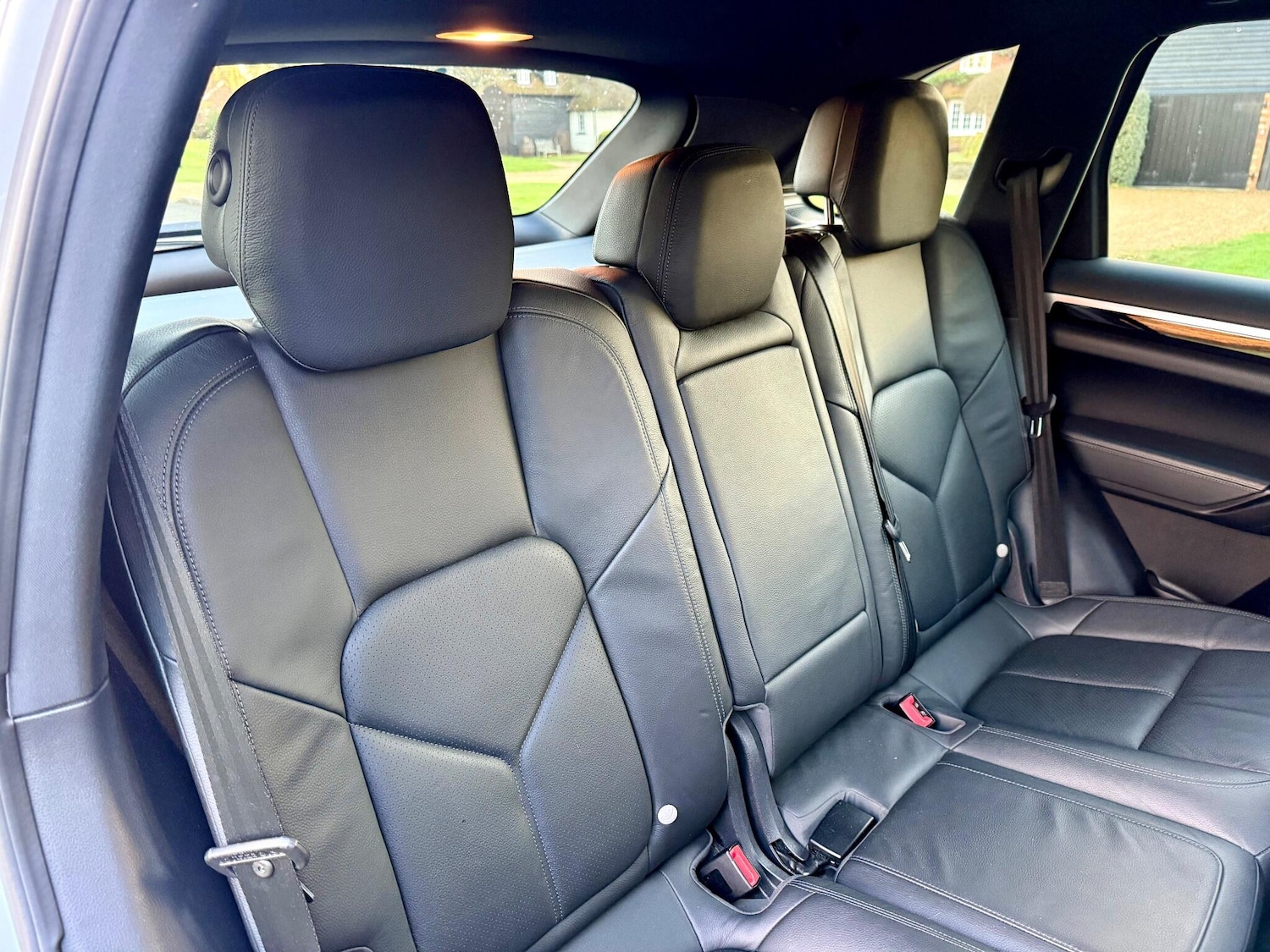 Used Porsche Cayenne 2013 for sale - 76898599: Photo 35