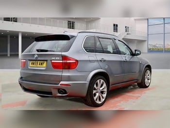 Used BMW X5 2010 for sale - 77040584: Photo
