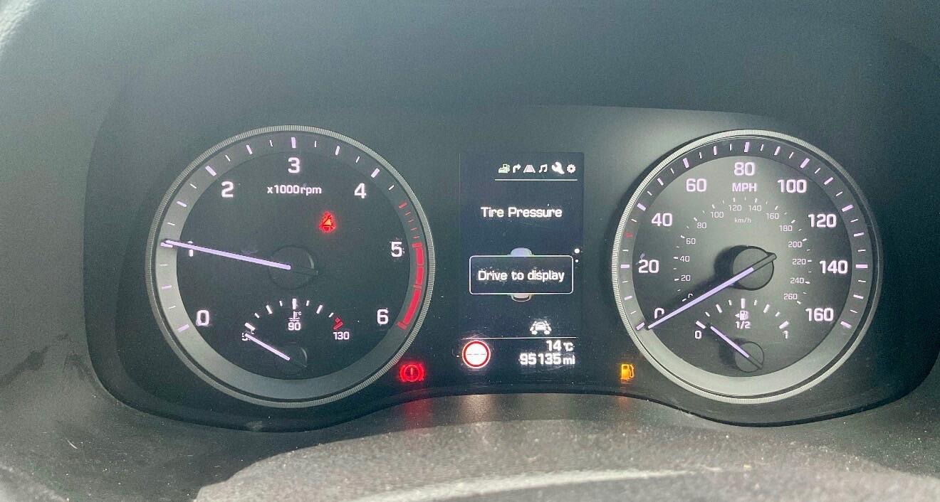 Used Hyundai TUCSON 2017 for sale - 76572908: Photo 8