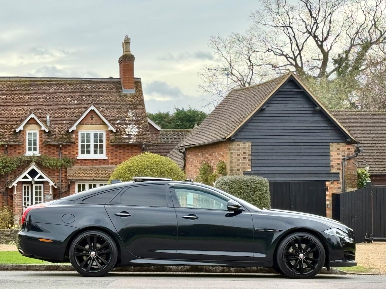 Used Jaguar XJ 2017 for sale - 77898639: Photo 12