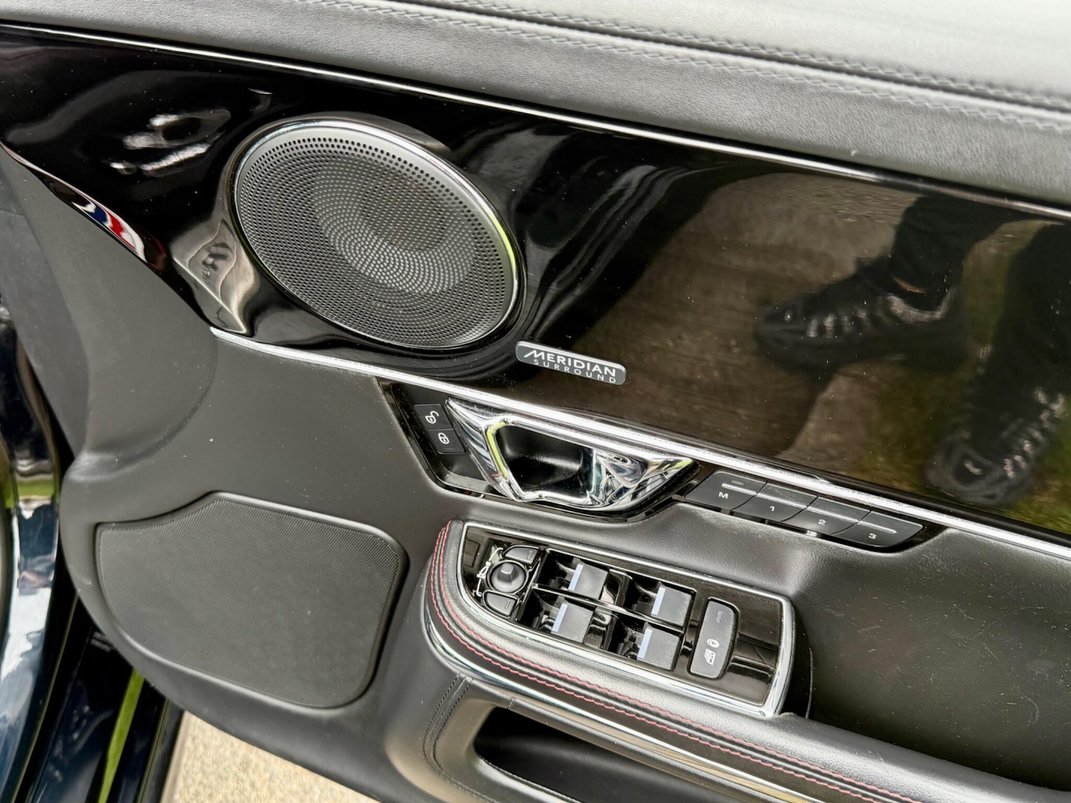 Used Jaguar XJ 2017 for sale - 77898639: Photo 18