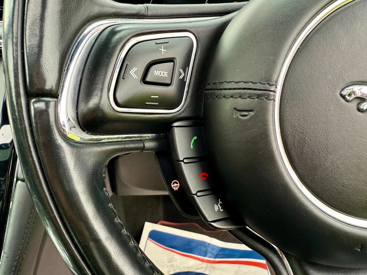 Used Jaguar XJ 2017 for sale - 77898639: Photo 21