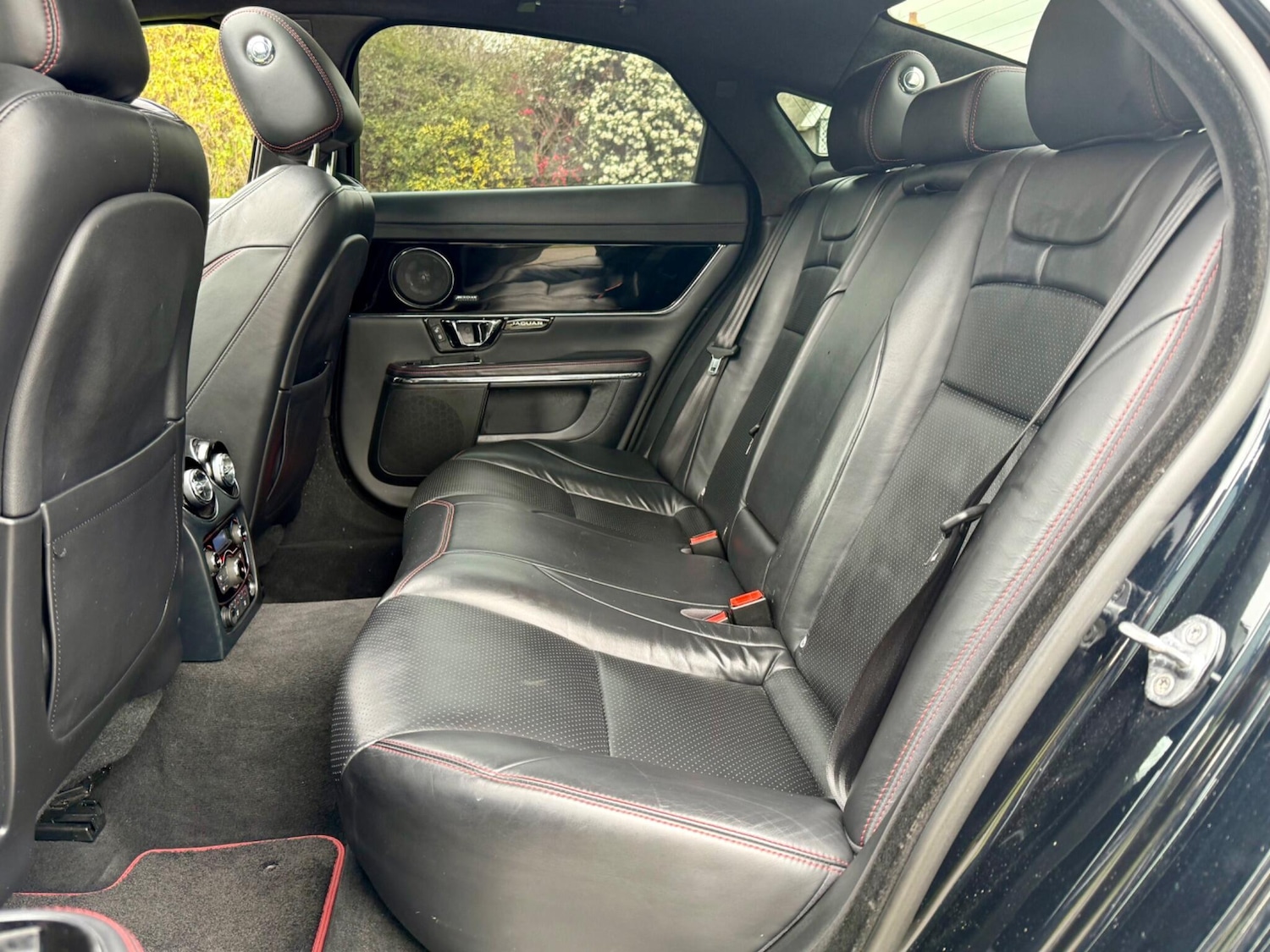 Used Jaguar XJ 2017 for sale - 77898639: Photo 33