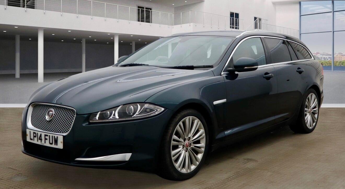 Used Jaguar XF 2014 for sale - 77839622: Photo 2