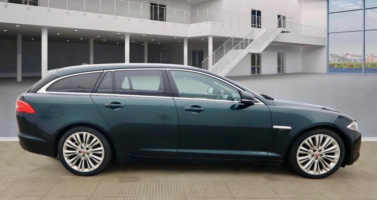 Used Jaguar XF 2014 for sale - 77839622: Photo 5