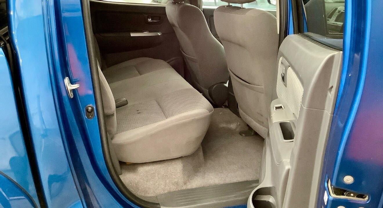 Used Toyota Hilux 2012 for sale - 76499460: Photo 11