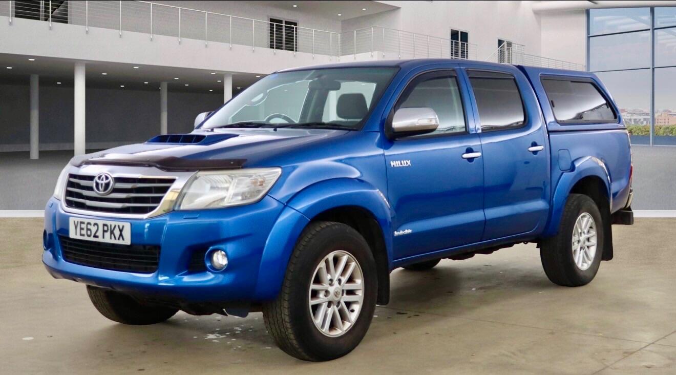Used Toyota Hilux 2012 for sale - 76499460: Photo 2
