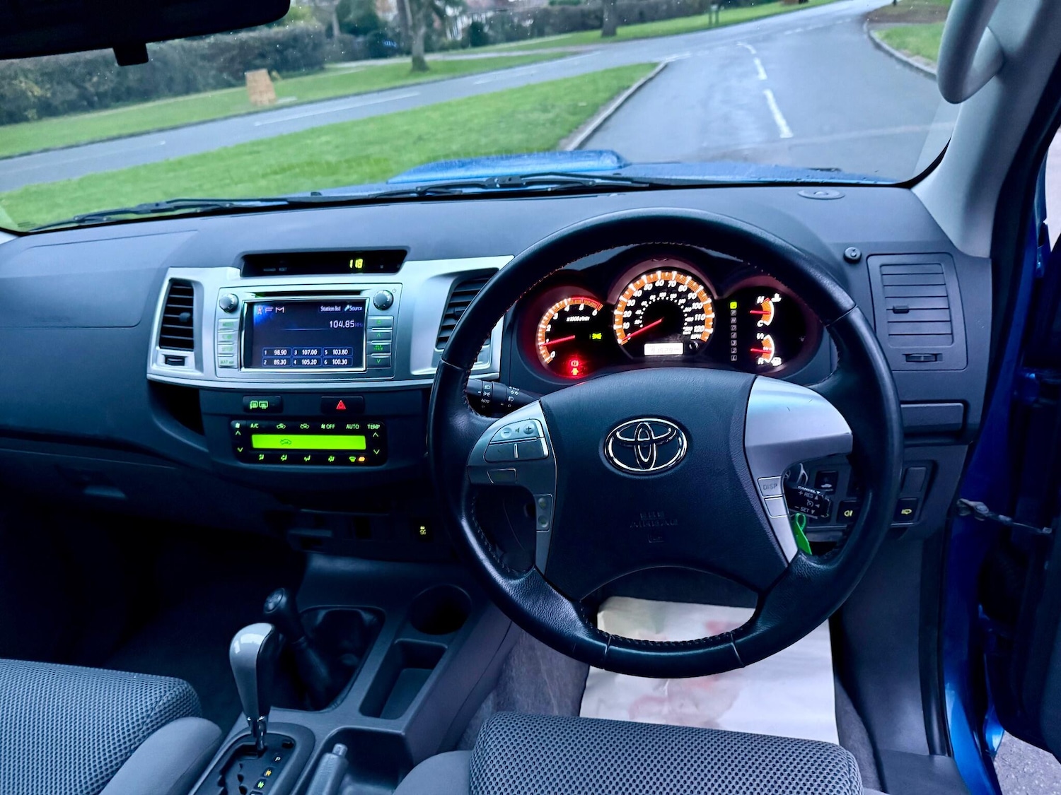 Used Toyota Hilux 2012 for sale - 76499460: Photo 21