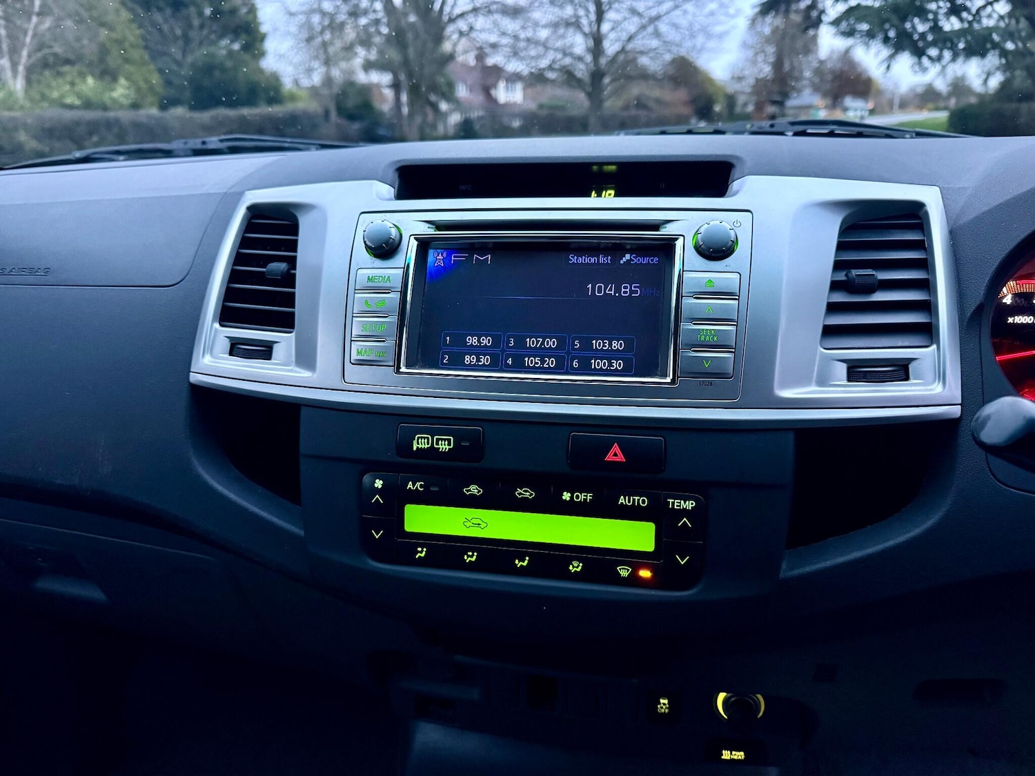 Used Toyota Hilux 2012 for sale - 76499460: Photo 27