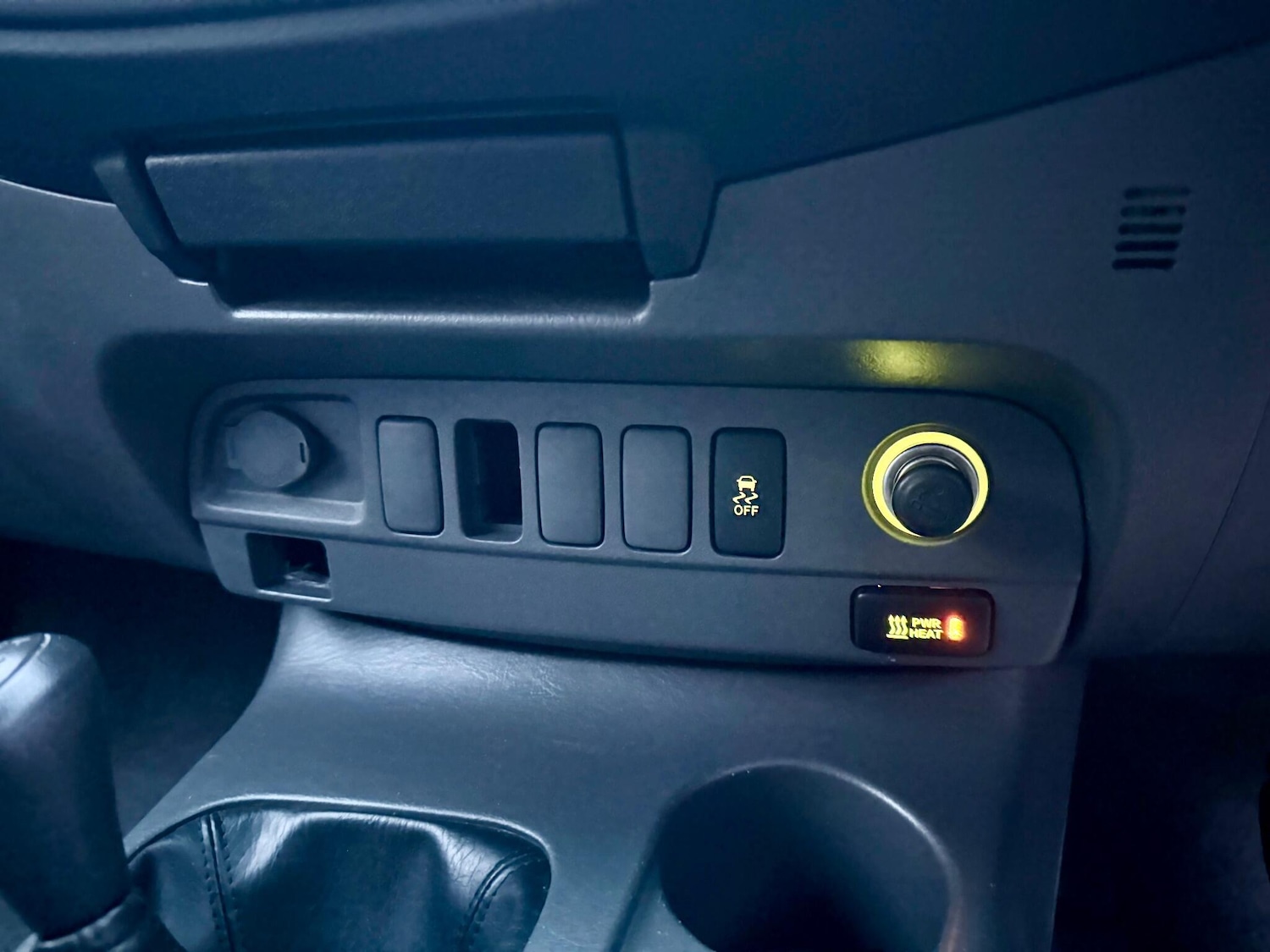 Used Toyota Hilux 2012 for sale - 76499460: Photo 30