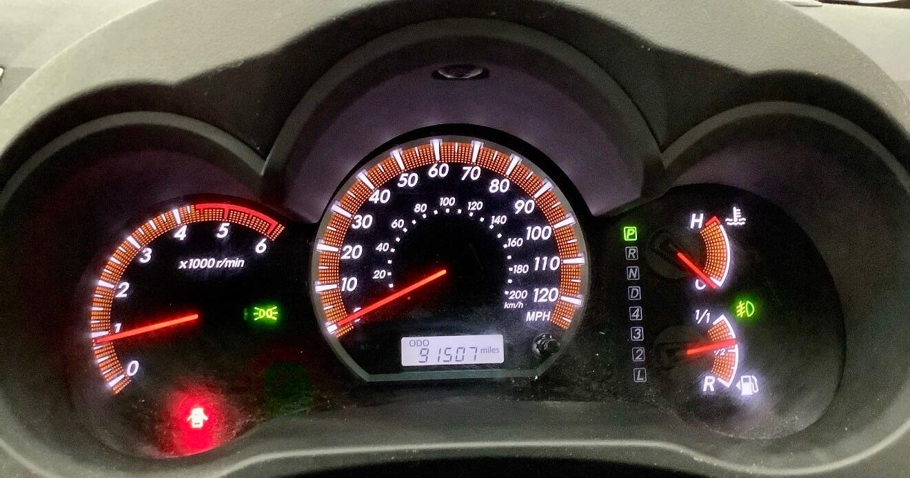 Used Toyota Hilux 2012 for sale - 76499460: Photo 8