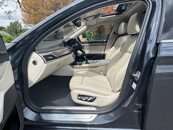 Used BMW 7 Series 2019 for sale - 74934690: Photo 32