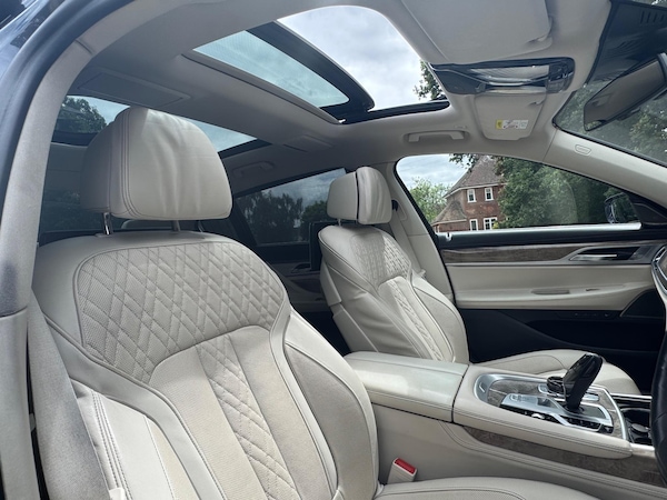 Used BMW 7 Series 2019 for sale - 74934690: Photo 37