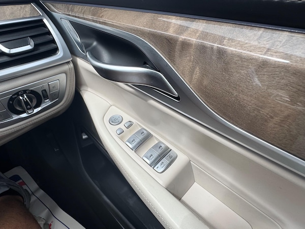 Used BMW 7 Series 2019 for sale - 74934690: Photo 42