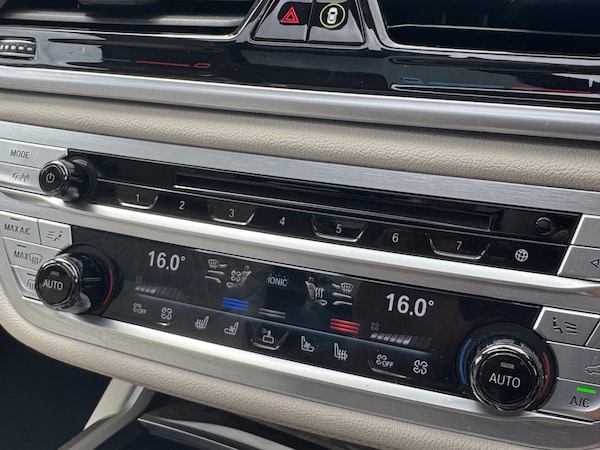 Used BMW 7 Series 2019 for sale - 74934690: Photo 47