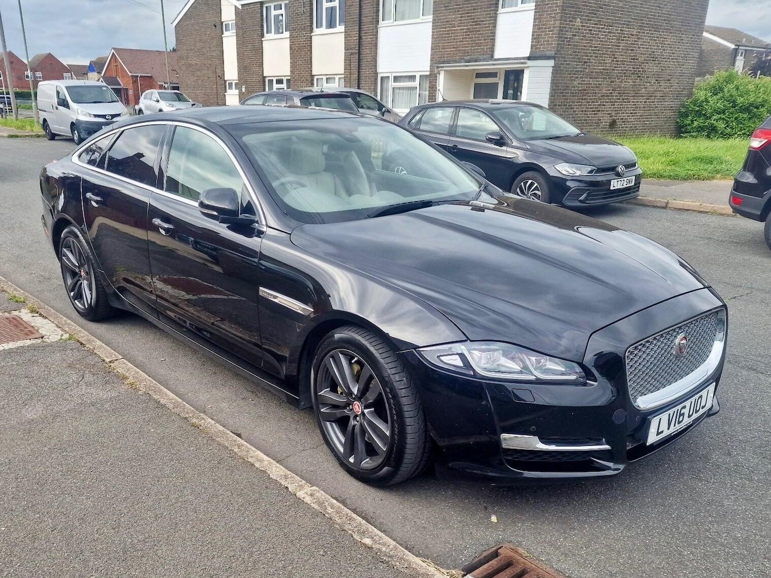 Used Jaguar XJ 2016 for sale - 77320801: Photo 1