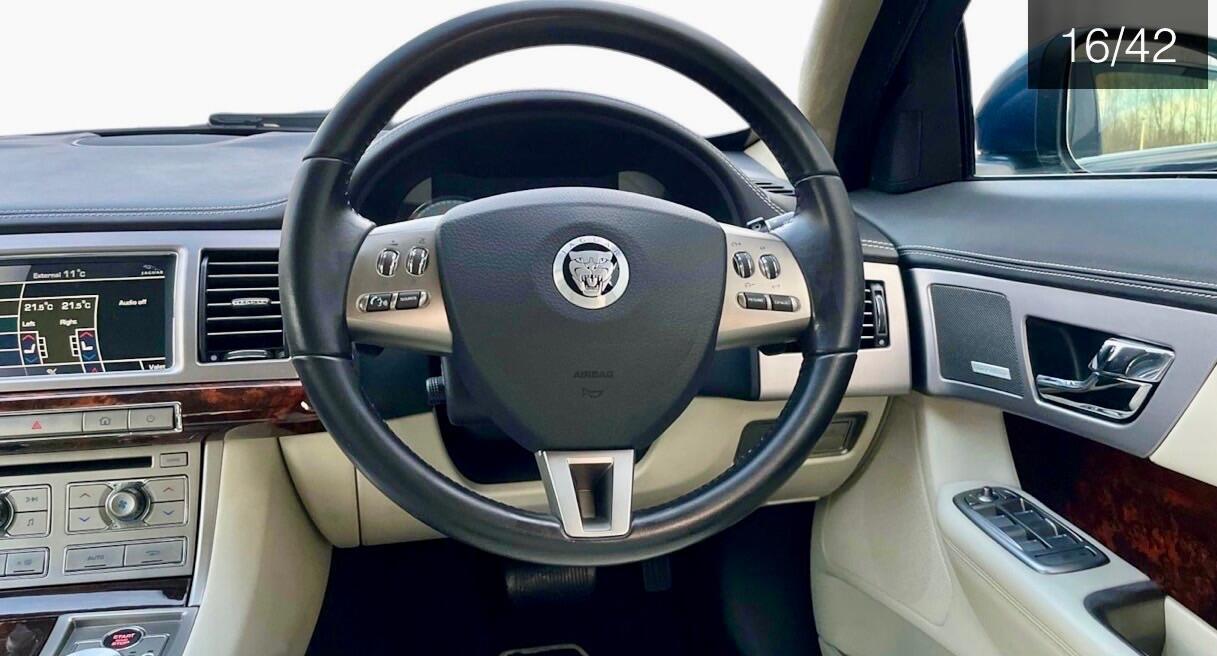 Used Jaguar XF 2010 for sale - 77131243: Photo 11