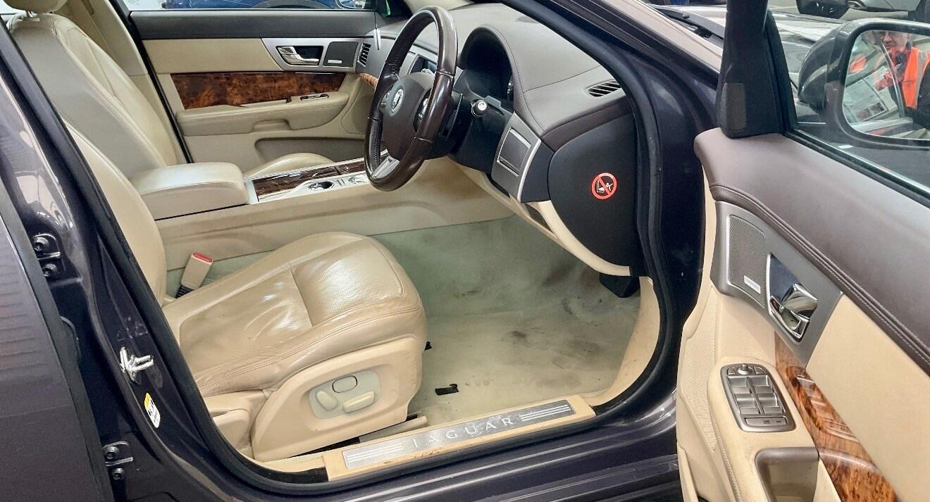 Used Jaguar XF 2009 for sale - 78046926: Photo 7