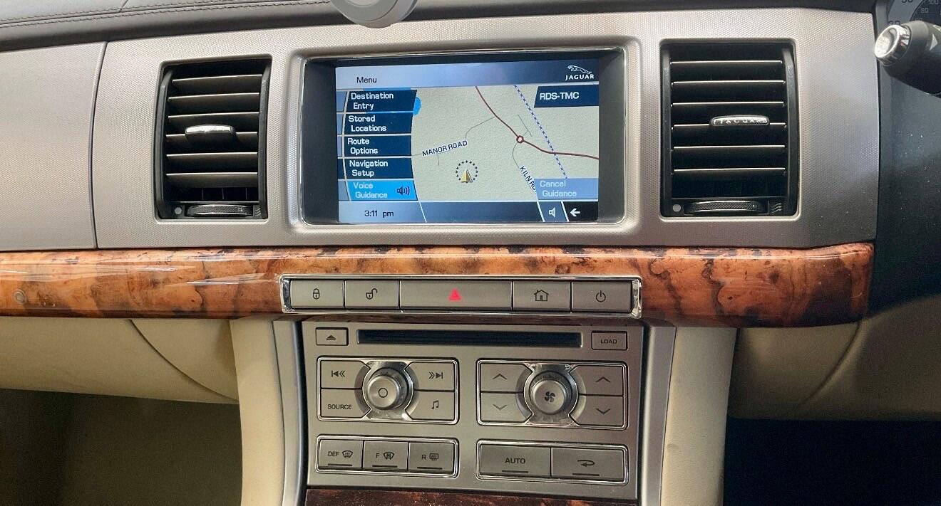 Used Jaguar XF 2009 for sale - 78046926: Photo 8