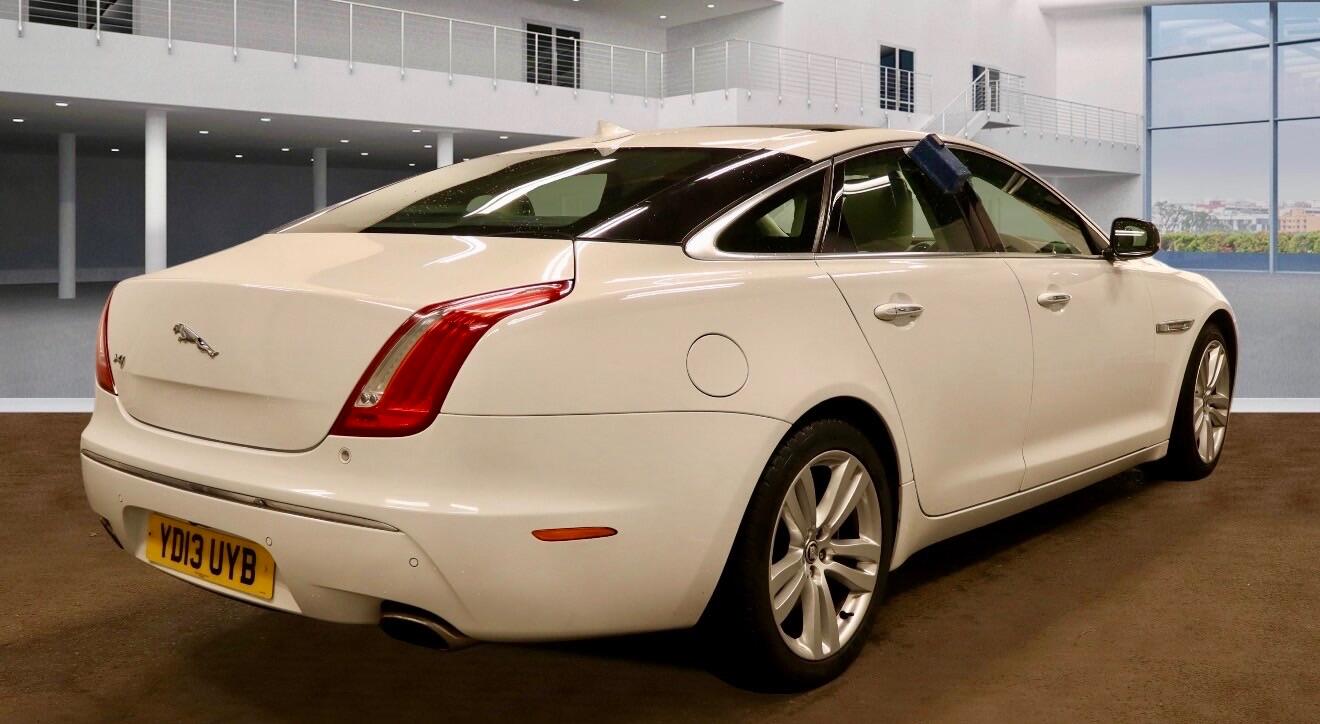 Used Jaguar XJ 2013 for sale - 77119745: Photo 4