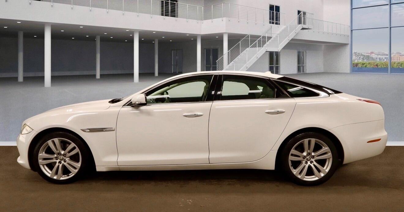 Used Jaguar XJ 2013 for sale - 77119745: Photo 6