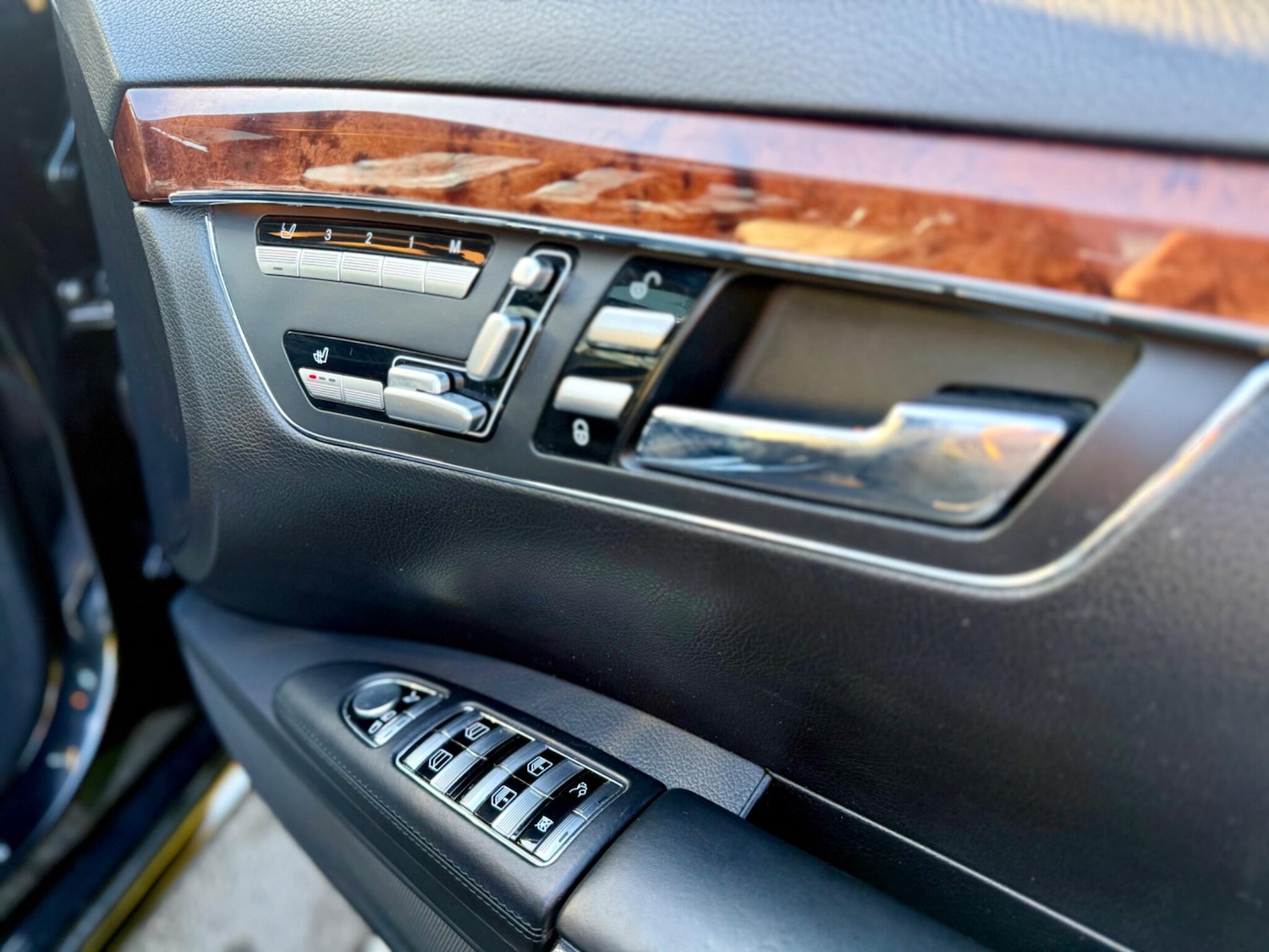 Used Mercedes-Benz S Class 2007 for sale - 76780648: Photo 32