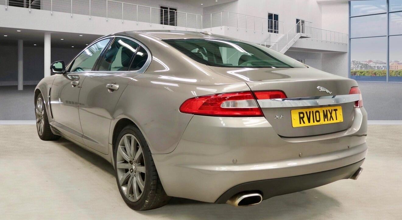 Used Jaguar XF 2010 for sale - 77723169: Photo 3