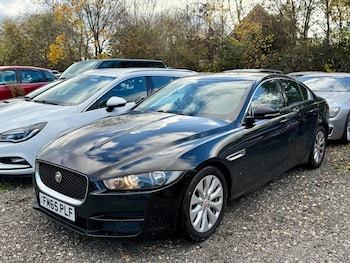 Used Jaguar XE 2016 for sale - 76522148: Photo