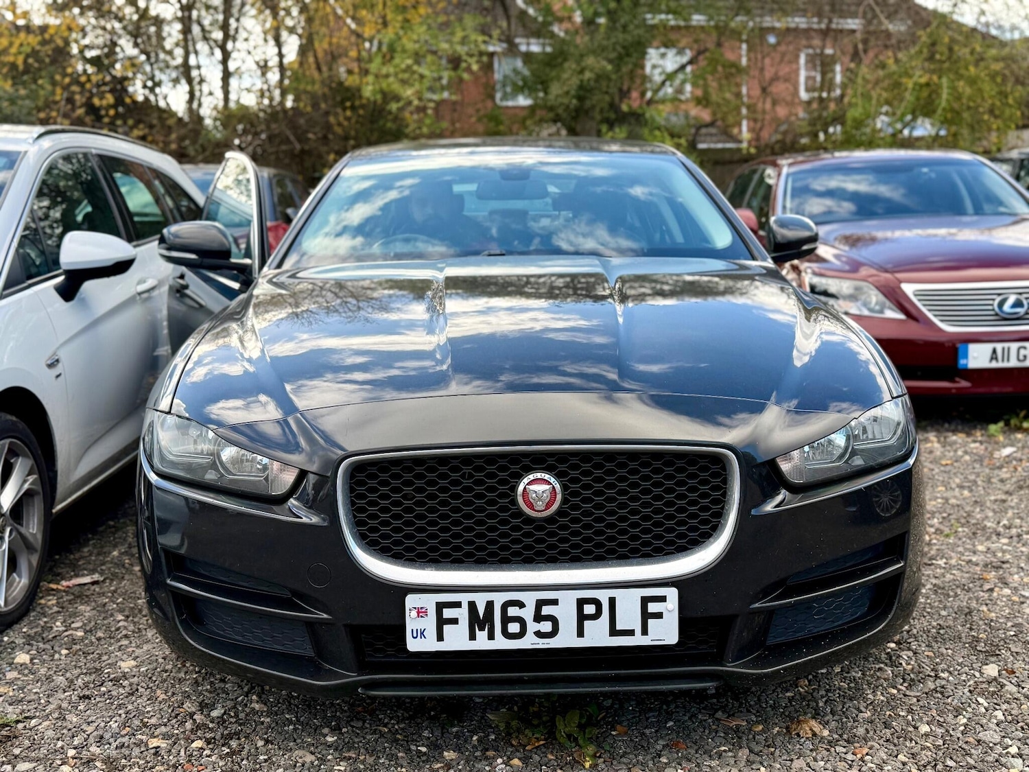 Used Jaguar XE 2016 for sale - 76522148: Photo 2