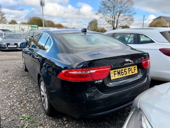 Used Jaguar XE 2016 for sale - 76522148: Photo